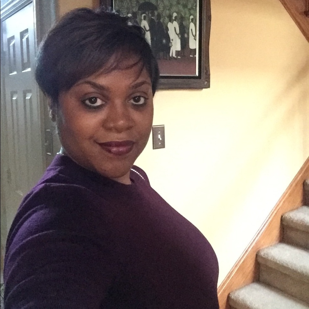 Meet your Posher, Nicole